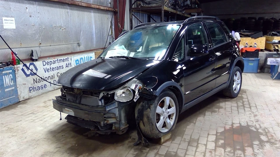 11 Suzuki SX4 2011 juego de 3 hebillas traseras para cinturones de seguridad hatchback negro 108413 Foto 2 de 4