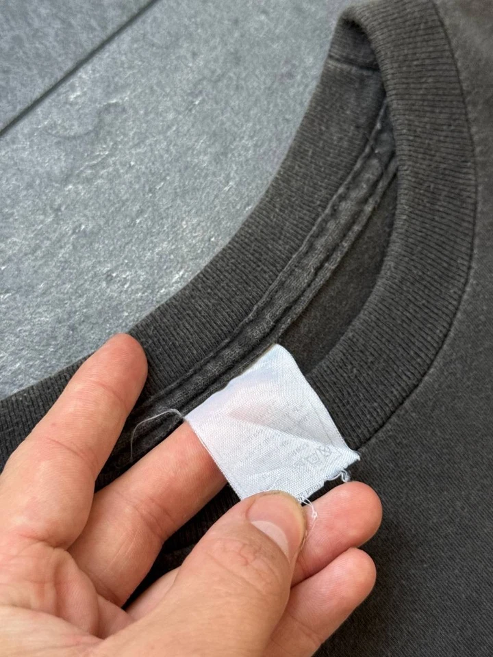 Camiseta de concierto vintage 1993 Sisters of Mercy Overbombing Foto 3 de 4