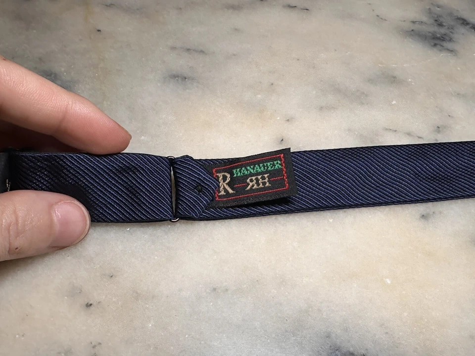 R Hanauer 100% 真丝方形末端纯色海军蓝自领带手工制作美国 — 第 3/4 张图片