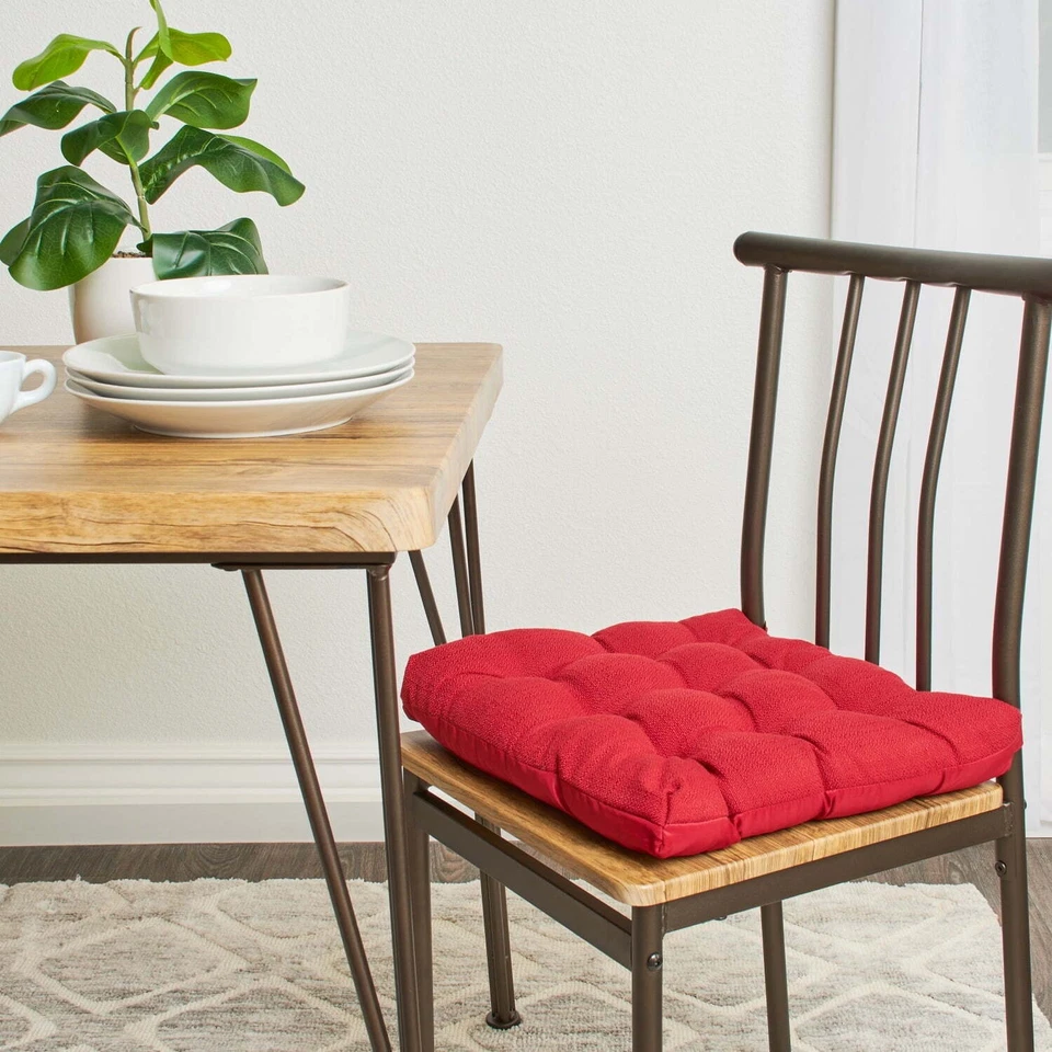 Cojín de asiento de silla con textura Mainstays (cojín de silla), color rojo, 15,5" x 16" Foto 3 de 4