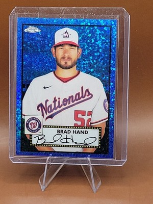 2021 Topps Chrome Platinum Anniversary Blue Mini-Diamonds Brad Hand #348 89/199