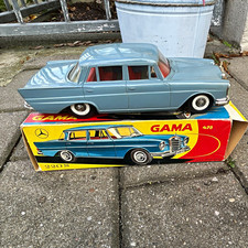 GAMA Blechauto Limousine Nr. 475 blau Mercedes 220s mit Originalkarton/OVP