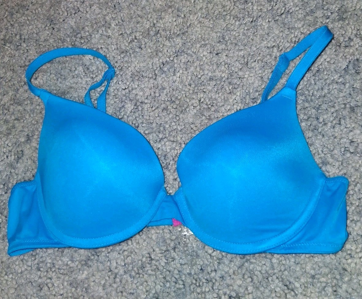 PINK Vctoria's Secret Bra Women's 36B blue Push Up bra