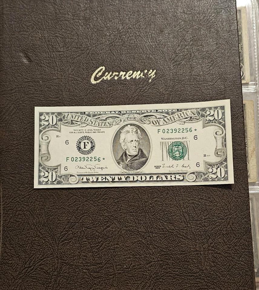 1990 $20 Federal Reserve Note with Low Serial Number And Star - Image 3 of 4