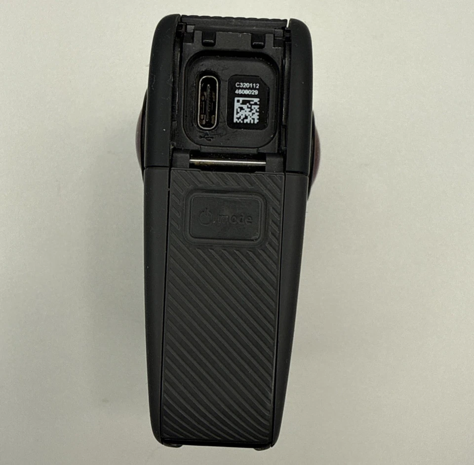 GoPro Fusion 360 Action Camera - Black - Image 4 of 4