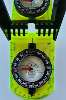 Explorer | Folding Compass | Kompass | NEU