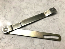International 69-75 Travelall Tailgate Scissor Strut Nos Rare International 69-75 Travelall Tailgate Scissor Strut Nos Rare
