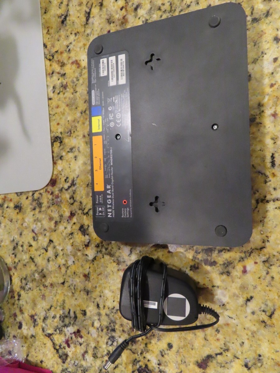 Netgear WNDR4300 WNDR3700 WNDR4000 802.11n Wireless Routers dd-wrt