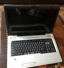 Toshiba Satellite L555D S7909 Laptop PARTS ONLY