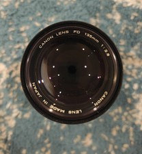 Canon 135mm f/2.8 vintage Manual Focus Lens FD Mount Japan Used with Case