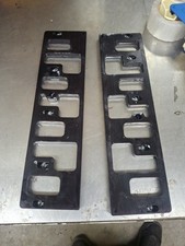 Rhs Intake Manifold Spacer 549109