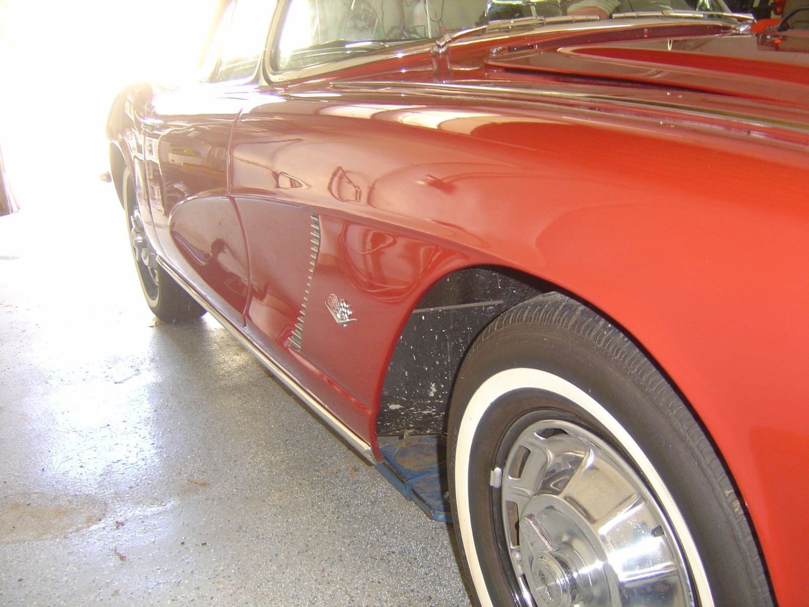 1962 Honduras maroon Chevrolet Corvette   | C1 Corvette Photo 5