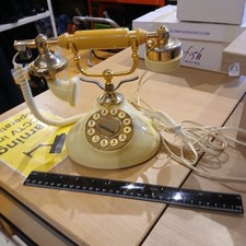 Betacom Regal French Telephone