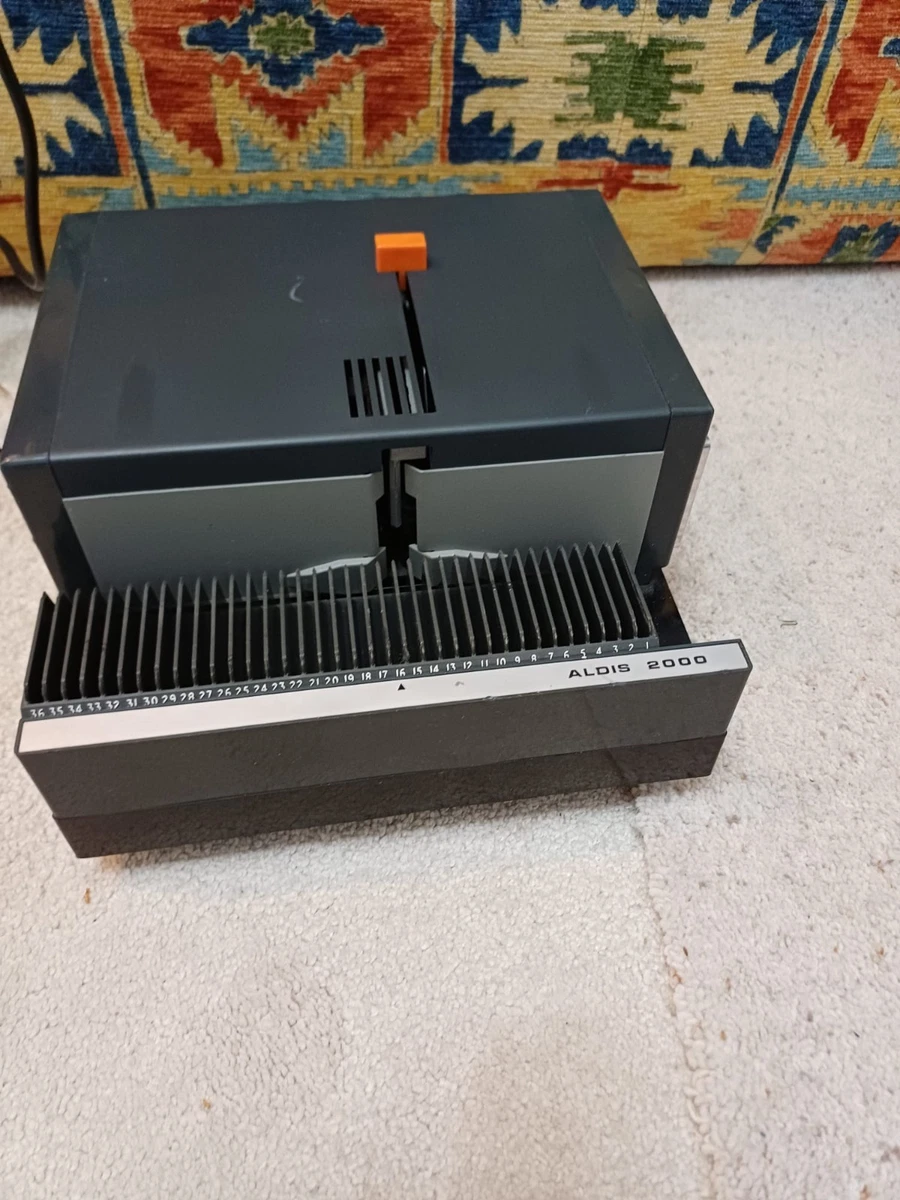 RANK ALDIS TUTOR 500 slide projector EUR 11,50 - FR