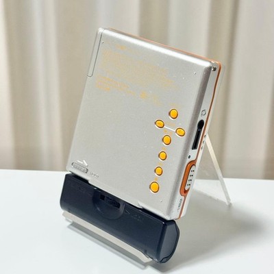 SONY MZ-E520 MD Walkman Portable MiniDisc Player Tested Working