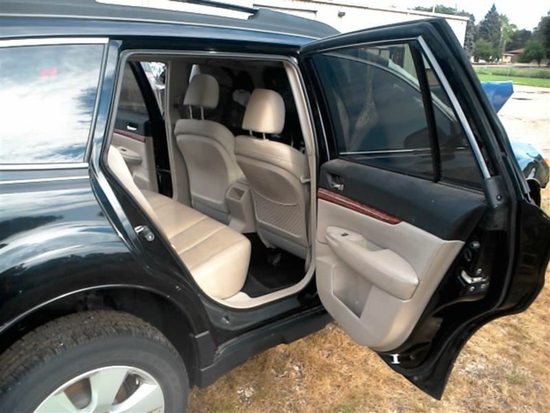 2011 11 Subaru Legacy Dash Bezel 39602