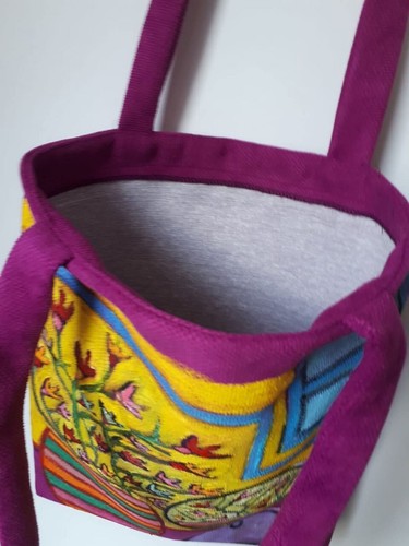 Art Tote Bag “Bouquet Looking in the Mirror” – Hand-Painted by Tanya Turanova - Afbeelding 8 van 8