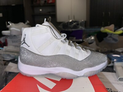 jordan retro 11 snakeskin pink