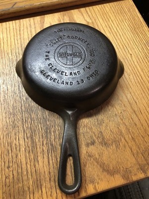 Griswold # 3 Cliff Cornell Skillet