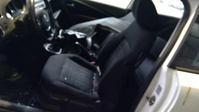 Siege avant gauche VOLKSWAGEN POLO 5 PHASE 2 CHYA - Photo 1/4