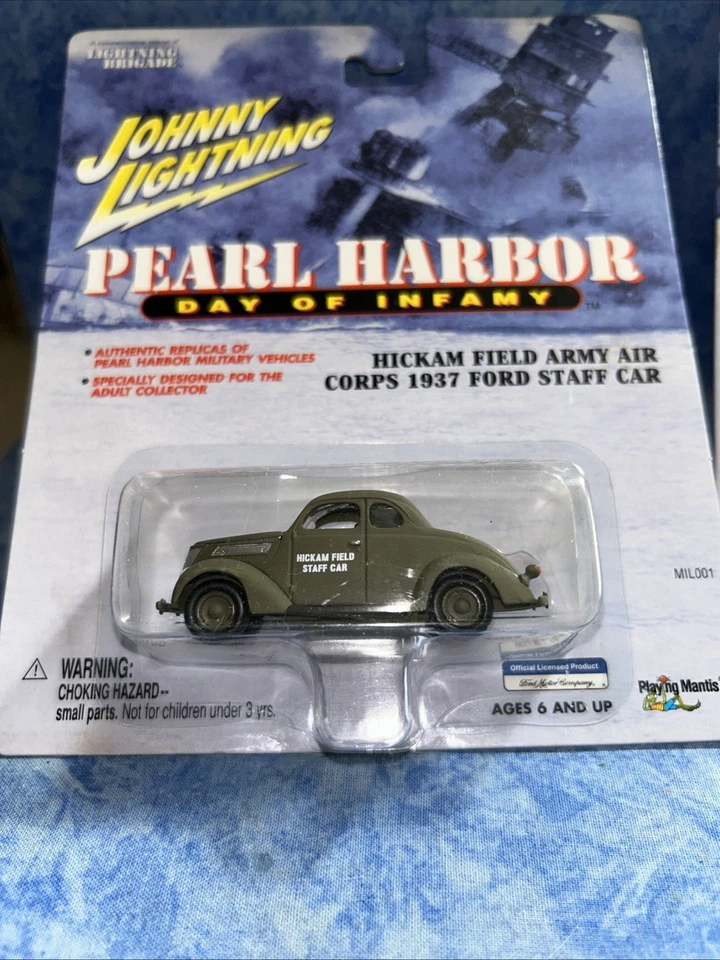 Johnny Lightning MIL001 Pearl Harbor Day Of Infamy Hickam Field Army Air Staff - Image 2 of 3