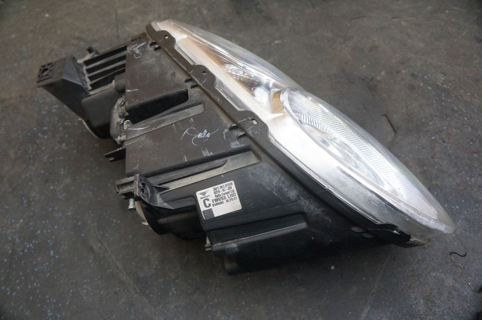 Left Driver Headlight Headlamp 3W2941015 OEM Bentley Flying Spur Gt Gtc 2005