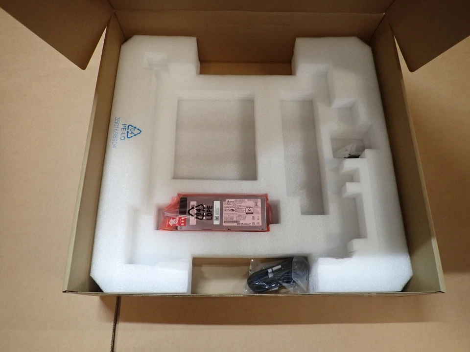 NEW Dell PowerSwitch S3148 48x 1GbE + 2x 10GbE SFP+ + 2x Combo Port Switch - Image 4 of 4