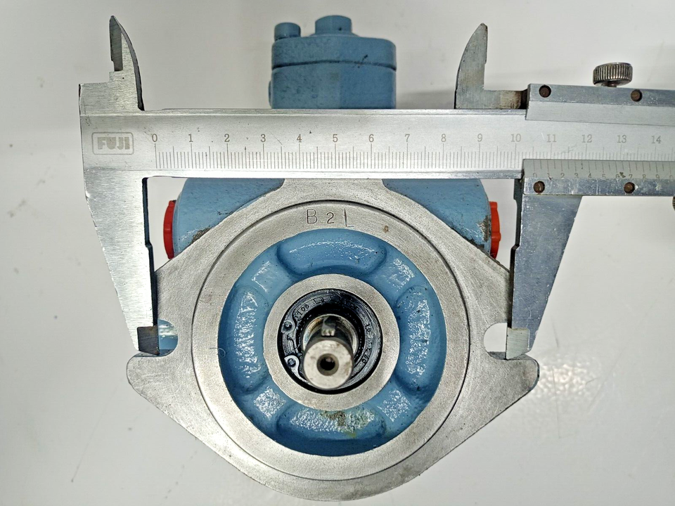 Yuken SVPF-12-70-20H14 Hydraulic variable vane pump - Refurbished ...