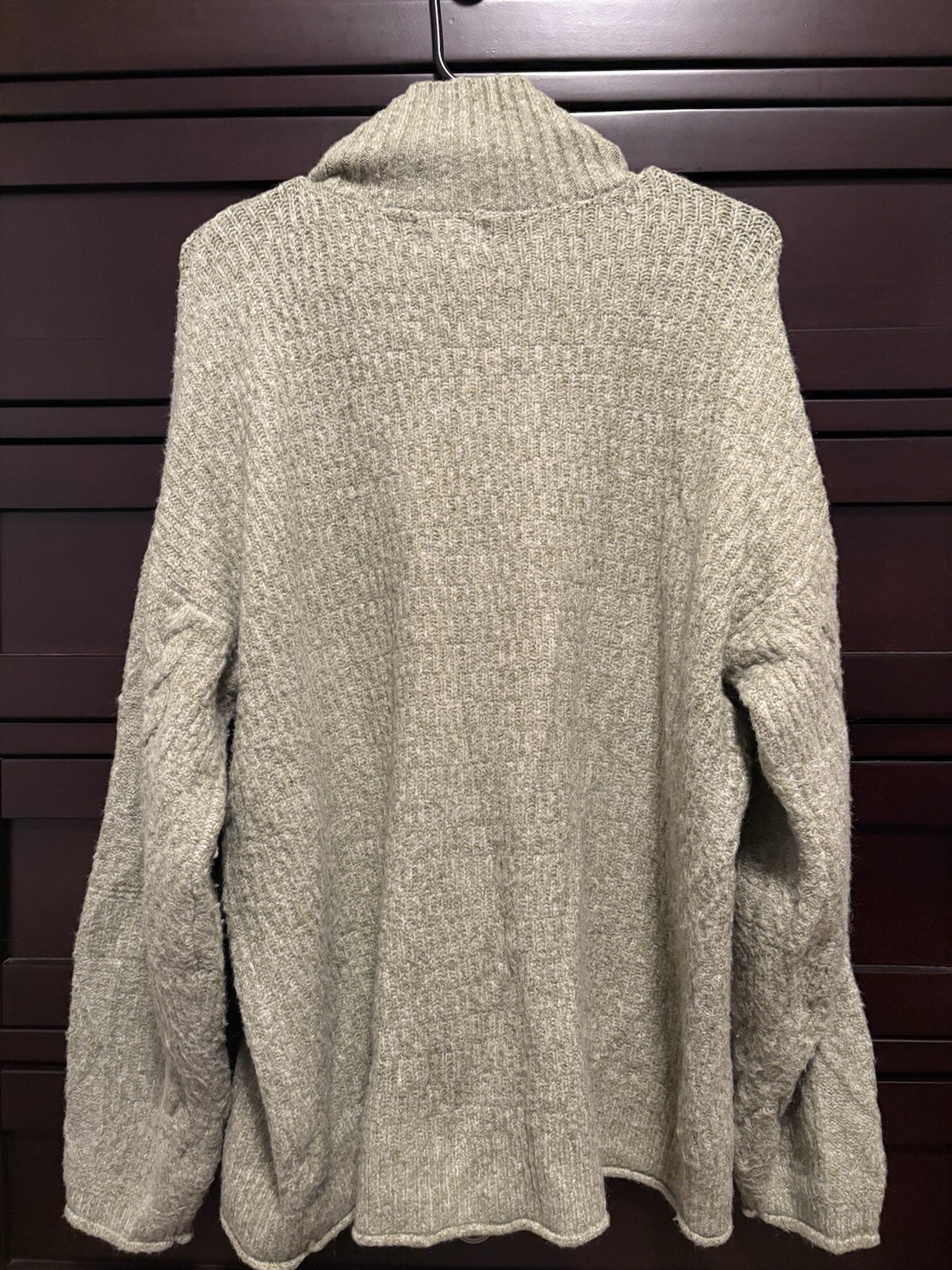 Universal Thread Green Sweater Size Medium - image 5