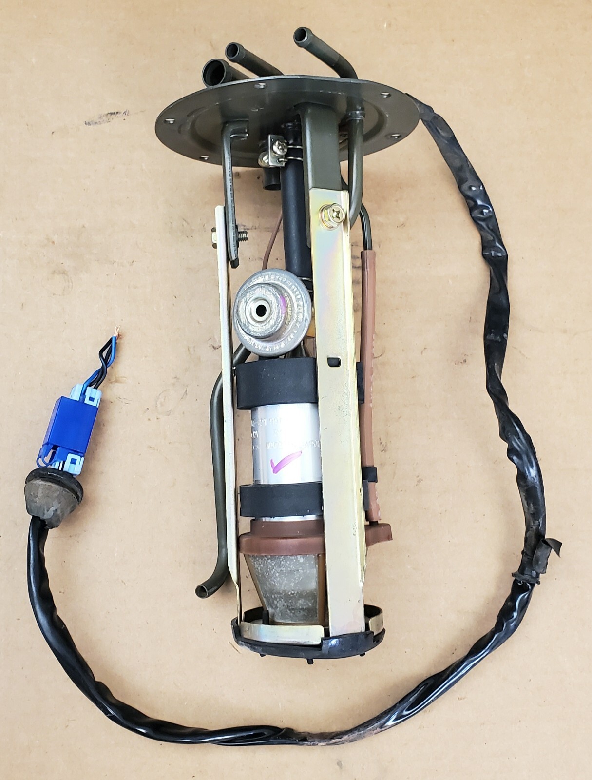 8489 NISSAN 300ZX Z31 FUEL PUMP SENDING UNIT ASSEMBLY TURBO OEM A40