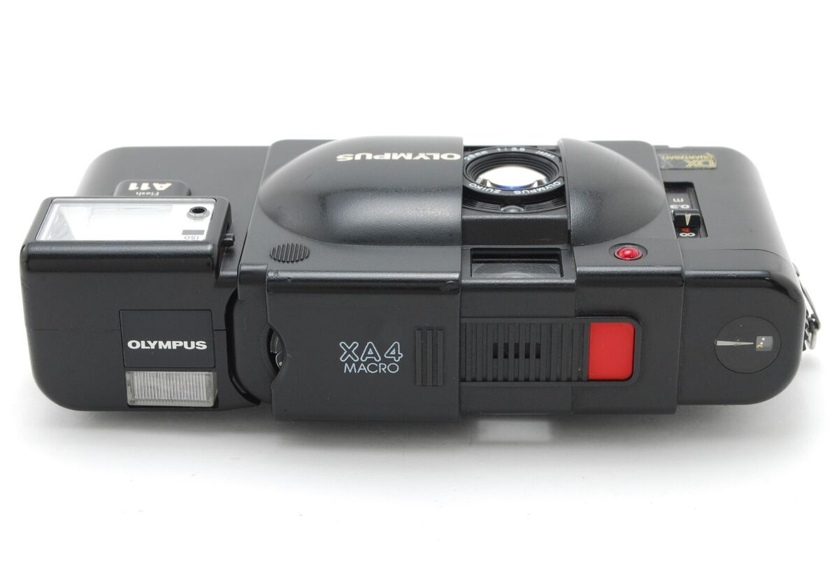 NEAR MINT* Olympus XA4 Macro 35mm Point & Shoot Film Camera NEAR MINT* Olympus XA4 Macro 35mm Point & Shoot Film Camera