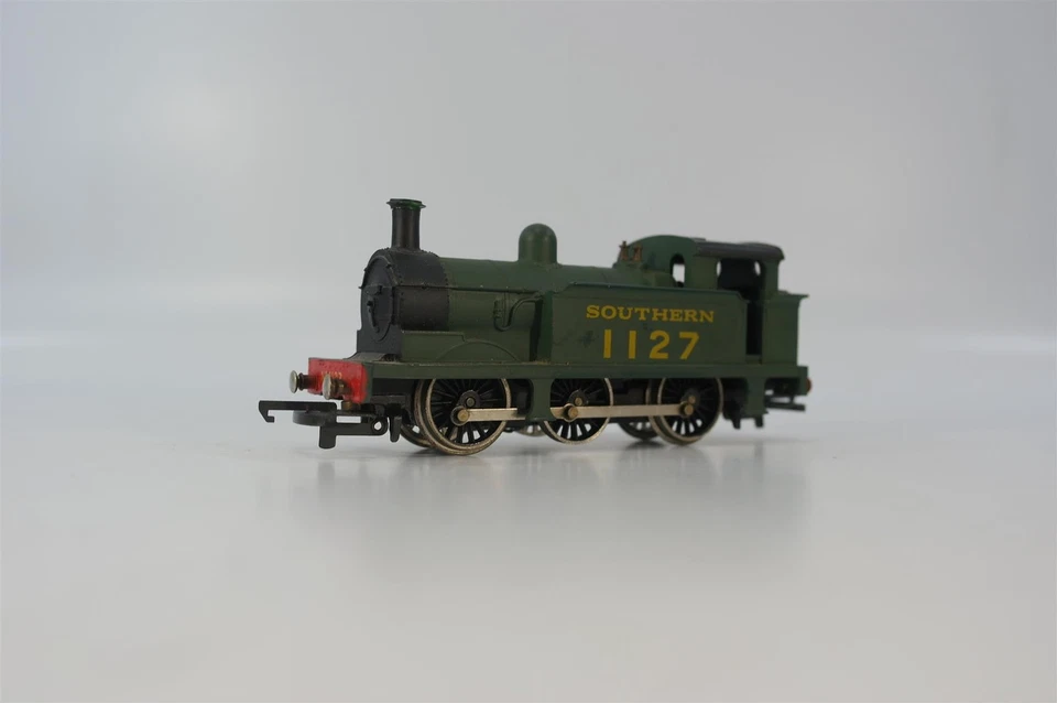 Wrenn W2207 Southern Green 1127 Class R1 Tank 0-6-0T Locomotive OO Gauge USED - Image 2 of 4