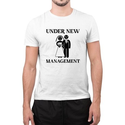 Lustiges T-Shirt Under New Management Tee personalisiert Hirsch Do Herren