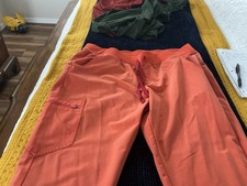 FIGS Women  s Scrubs Set Technical Collection Crisp Melon Size XL