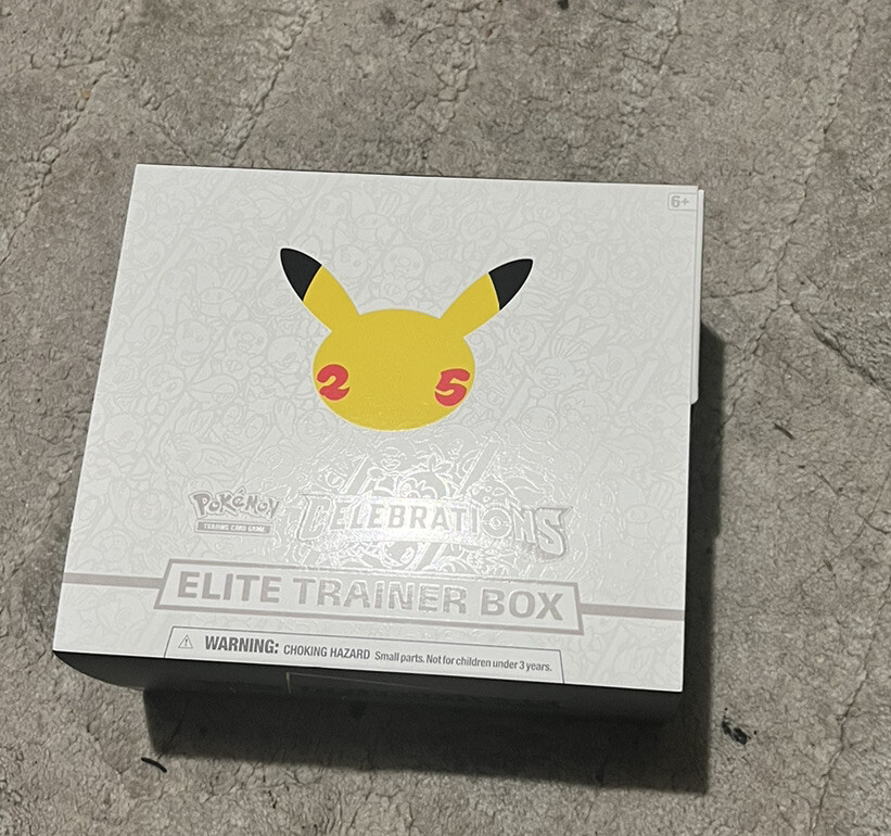 Pokémon TCG: 25th Anniversary Celebrations ETB Empty - No booster
