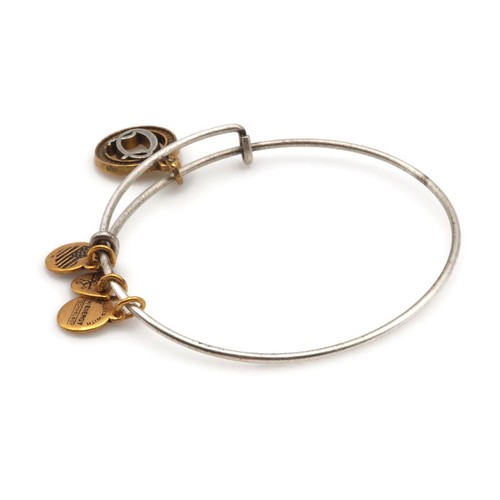 Alex And Ani 2018 Gold Silver Tone Initial Q Expandable Wire Fashion Bracelet - Picture 4 of 12