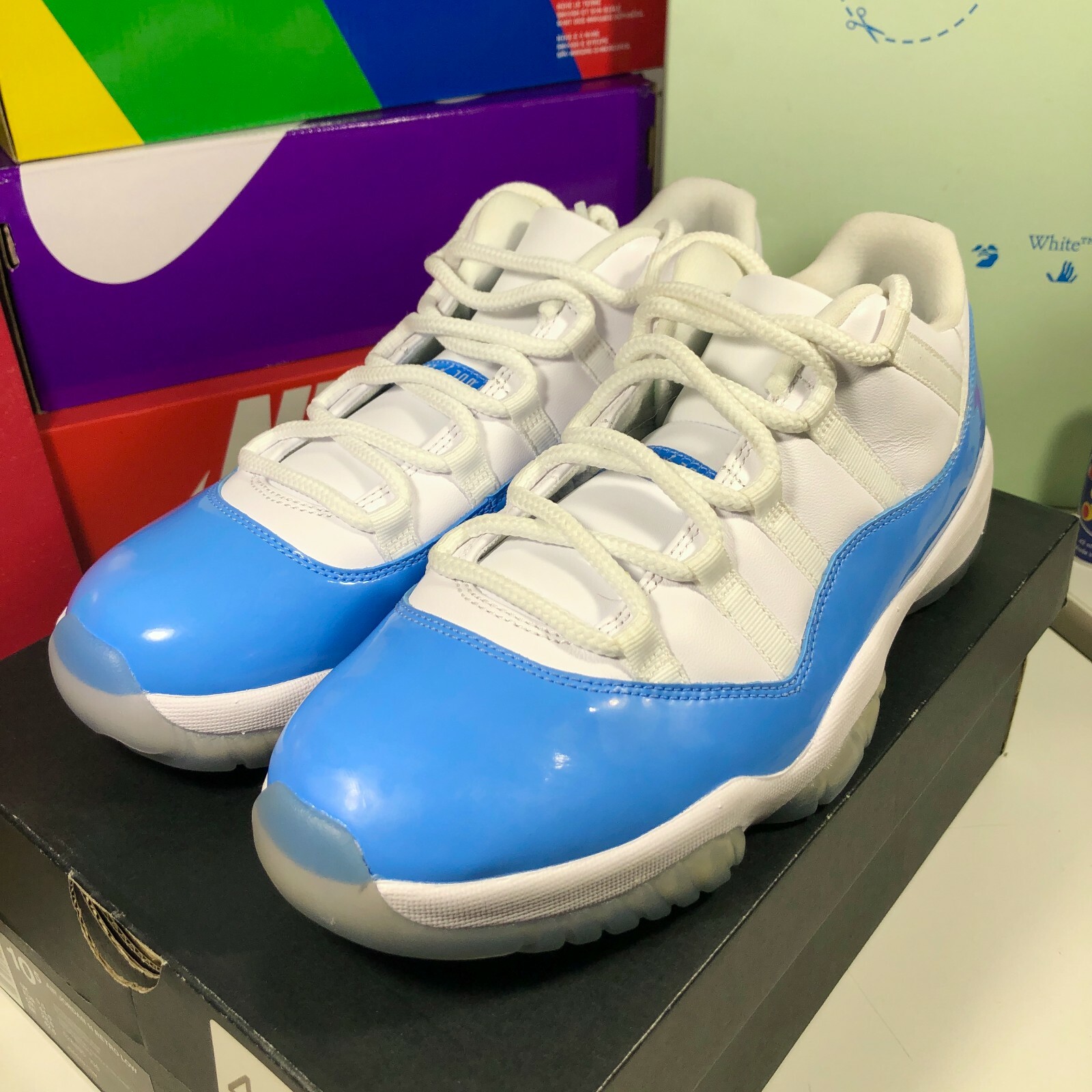 blue low top jordan 11