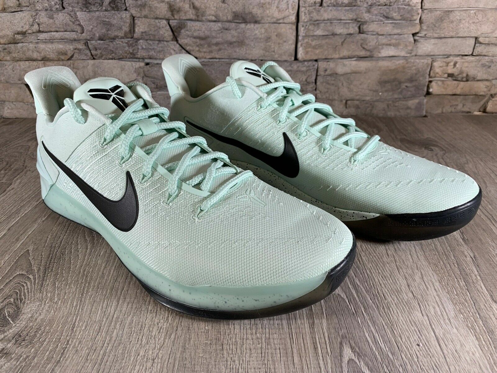 kobe ad mint green
