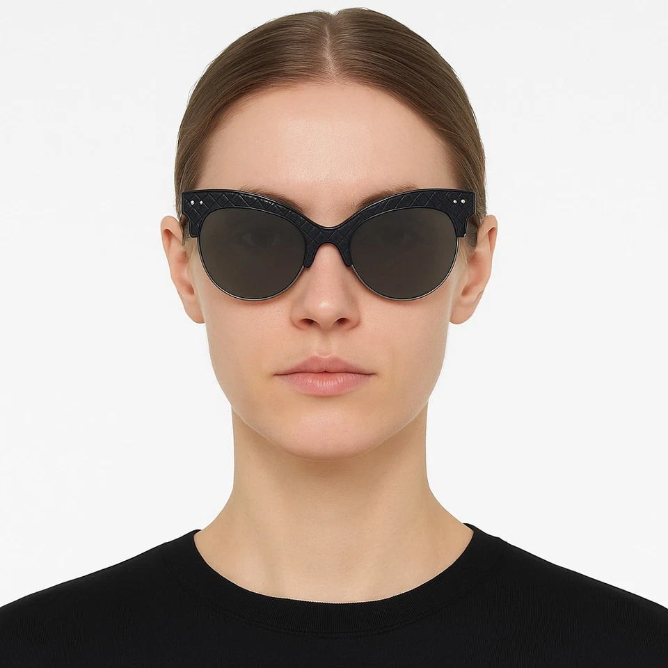 Очки солнцезащитные Bottega Veneta BV0015S 001 черные тканые телячья кожа кошачий глаз 52-20 - Изображение 2 из 4