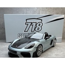 MINICHAMPS 1:18 Porsche 718 Spyder Convertible Glacier Silver Collectible Car