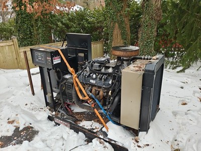 88kw Baldor Industrial Generator GM 8.1L V8