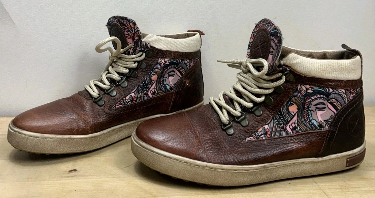 Women's 9 INKKAS La Dama Camping Sneaker Leather Shoe Brown High Top New