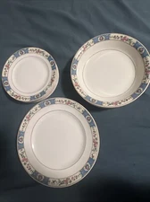 Vtg Homer Laughlin 1925 Kwaker China Plates Bowls Dish Empress 