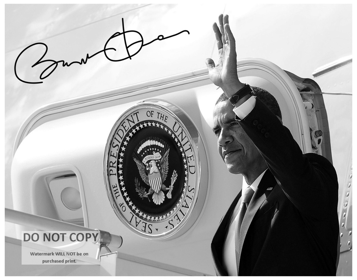 11X14 PHOTO - BARACK OBAMA 44TH US PRESIDENT WITH SIGNATURE* (RP