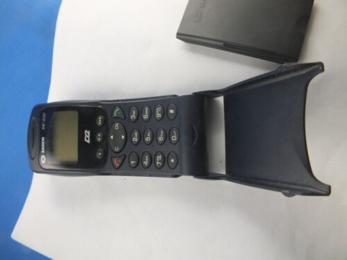 Sagem MC 939 negro móvil para coleccionistas con batería no probada sin antena D2 Phone Bl - Imagen 1 de 6