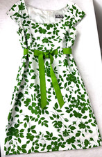 Women Dress SZ 8 Green Floral Garden Party Fit  Flare Sheri Martin NY