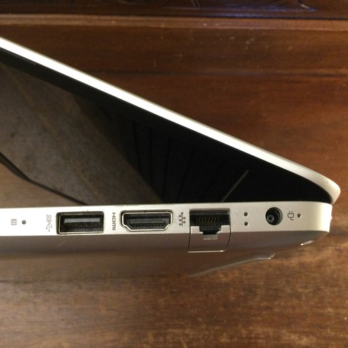 HP Pavilion 14" Laptop Windows 10 (500Gb SSD, Intel Core i3 6th Gen, 8Gb RAM) - Picture 15 of 18