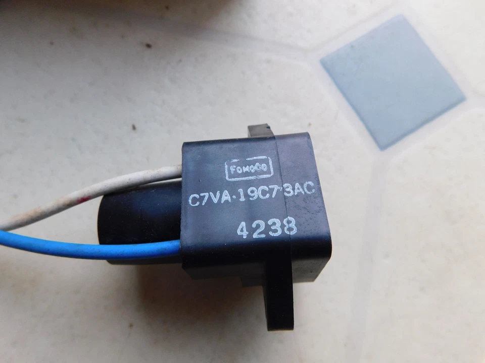 NOS OEM Lincoln Continental MKIII C7VY-19C734-C Auto Temp Control Sensor 1967-72 Foto 2 de 4