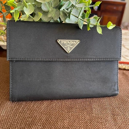 Portefeuille Prada Tessuto nylon noir triple pli