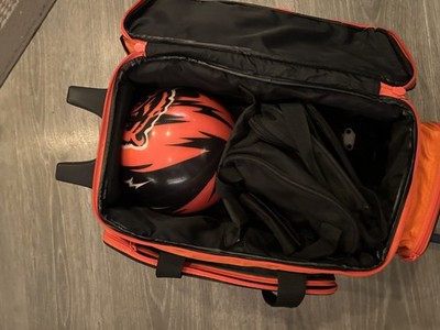 Chicago Bears 16 lb. brunswick Bowling Ball and rolling bag to match 